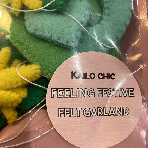 “Feeling Festive” Felt Garland (1 ea) - Picture 2 of 2